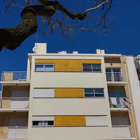 A 1 Min Da Praia Com Cozinha E Estacionamento Privado Apartment